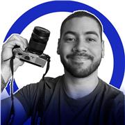 Soy proactivo, creativo y sociable. Soy bueno hablando y expresando mis conocimientos. Podría enseñar a cualquiera que lo desee.